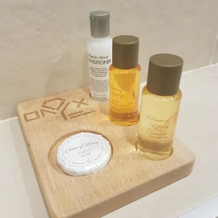 Onyx Luxury *